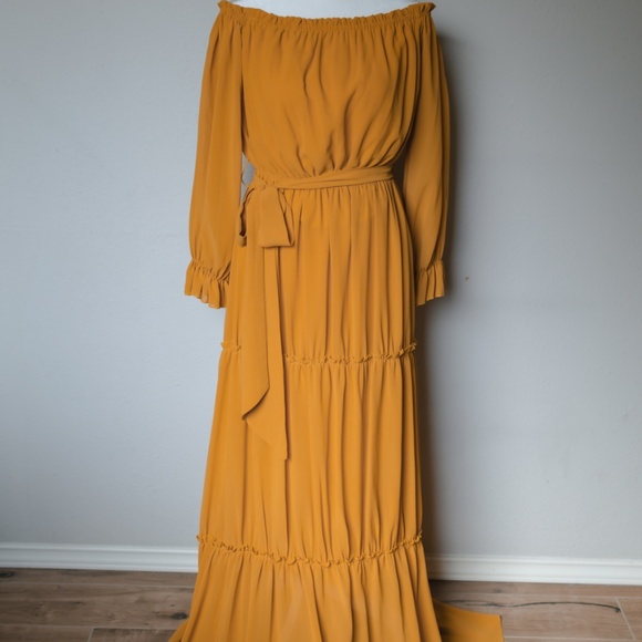 Baltic Born Maxi Dress in Mustard, Size Medium - Picture 3 of 3